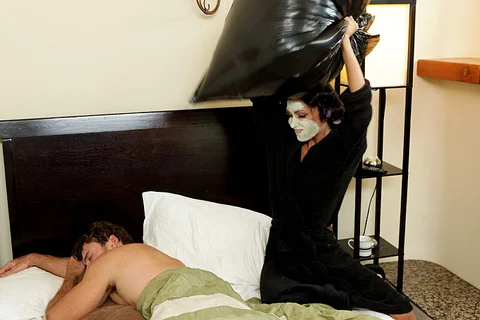 Wife Jessica Jaymes fucking in the bed with her piercings — photo 2