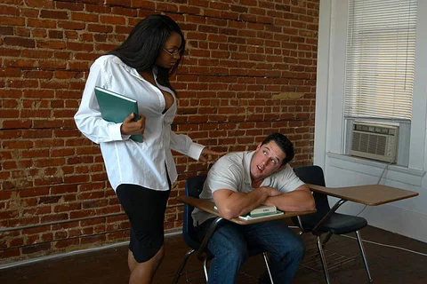 Carmen Hayes fucking in the desk with her glasses — photo 2