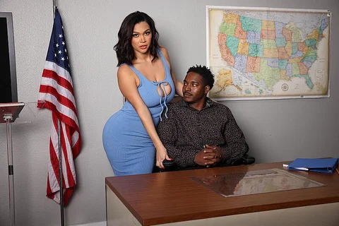 Big Titty Ashlyn Peaks takes on a Thundercock so her husband can take her on a summer vacation — photo 2